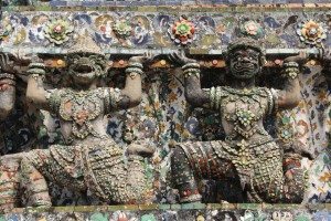Wat Arun sculpture work