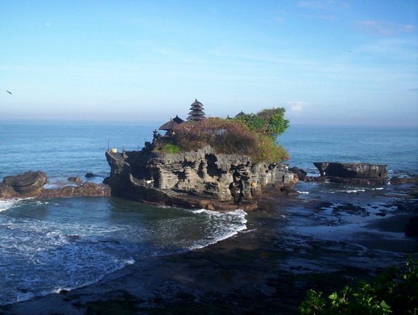 I can't wait to go back to Bali later this year! This is Pura Tanah Lot, just off the west coast of Bali.