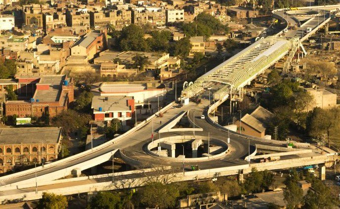 Lahore Orange Line MetroTrain: An Integrated Solution?
