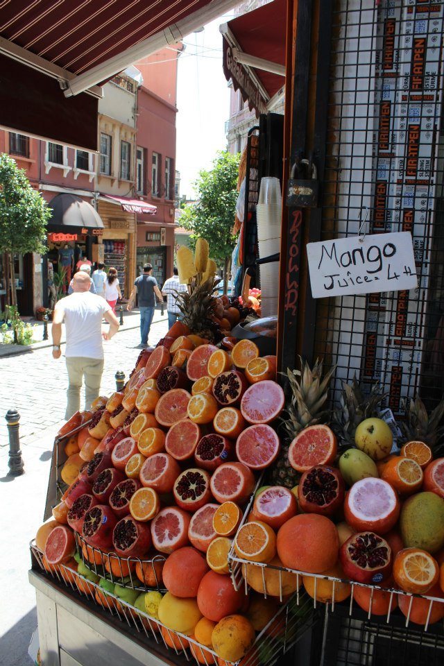 Juice vendors in Beyoglu, Istanbul