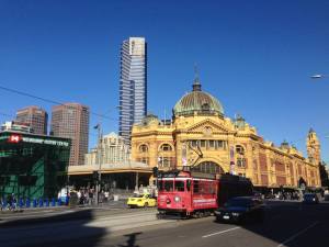 Flinders Street Station, Eureka Tower and a Melbourne Tram