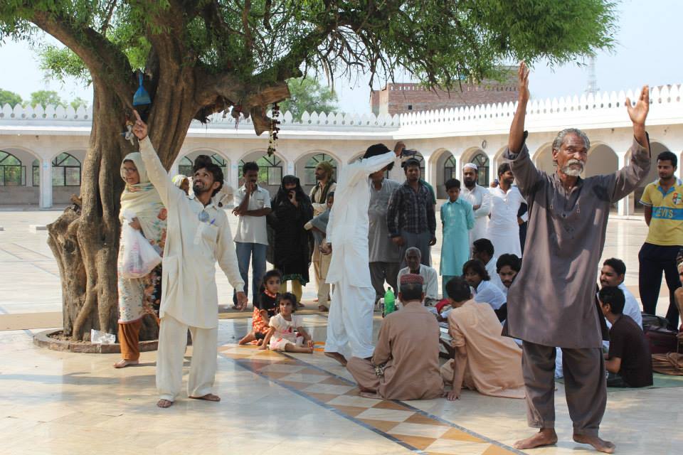 Qawaali and dhamaal at Darbar of Baba Bulleh Shah