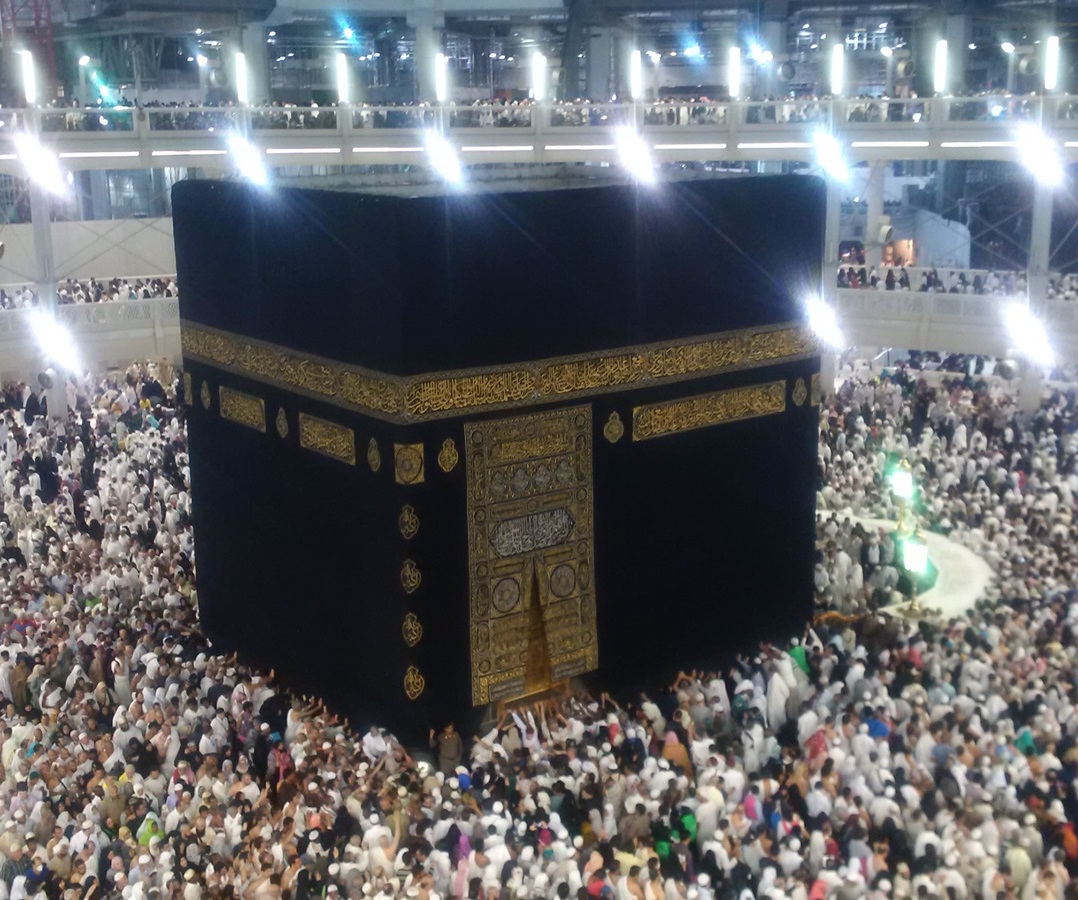 UrbanLegends: Serial Expat Jameela loves Mecca!