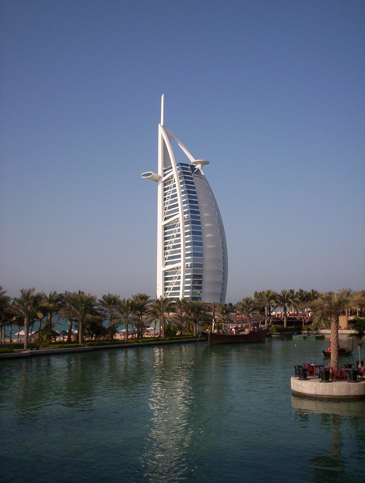 Burj al-Arab in 2006.