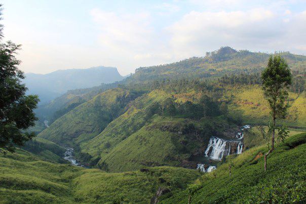 Waterfalls on the road from Nuwara Eliya to Colombo