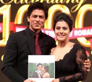 Shah Rukh Khan and Kajol, nearly 20 years after DDLJ's release (Image: Bollywood Hungama, Wikimedia Commons)