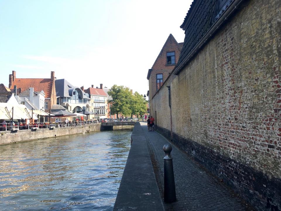 Bruges canals - if you are a fan of the Aamir Khan movie PK, this is the place where the Sarfaraz and Jaggu chase down the old man who tricked them.